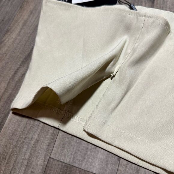 Pretty little thing Stone Stretch Woven Buckle Crop Top - Picture 8 of 8